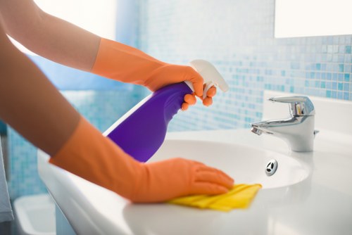 Move in cleaning of kitchen cabinets and countertops